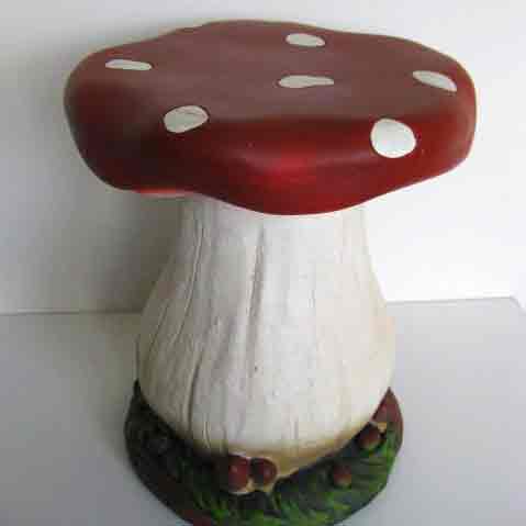 TOADSTOOL, Plaster 33cm High